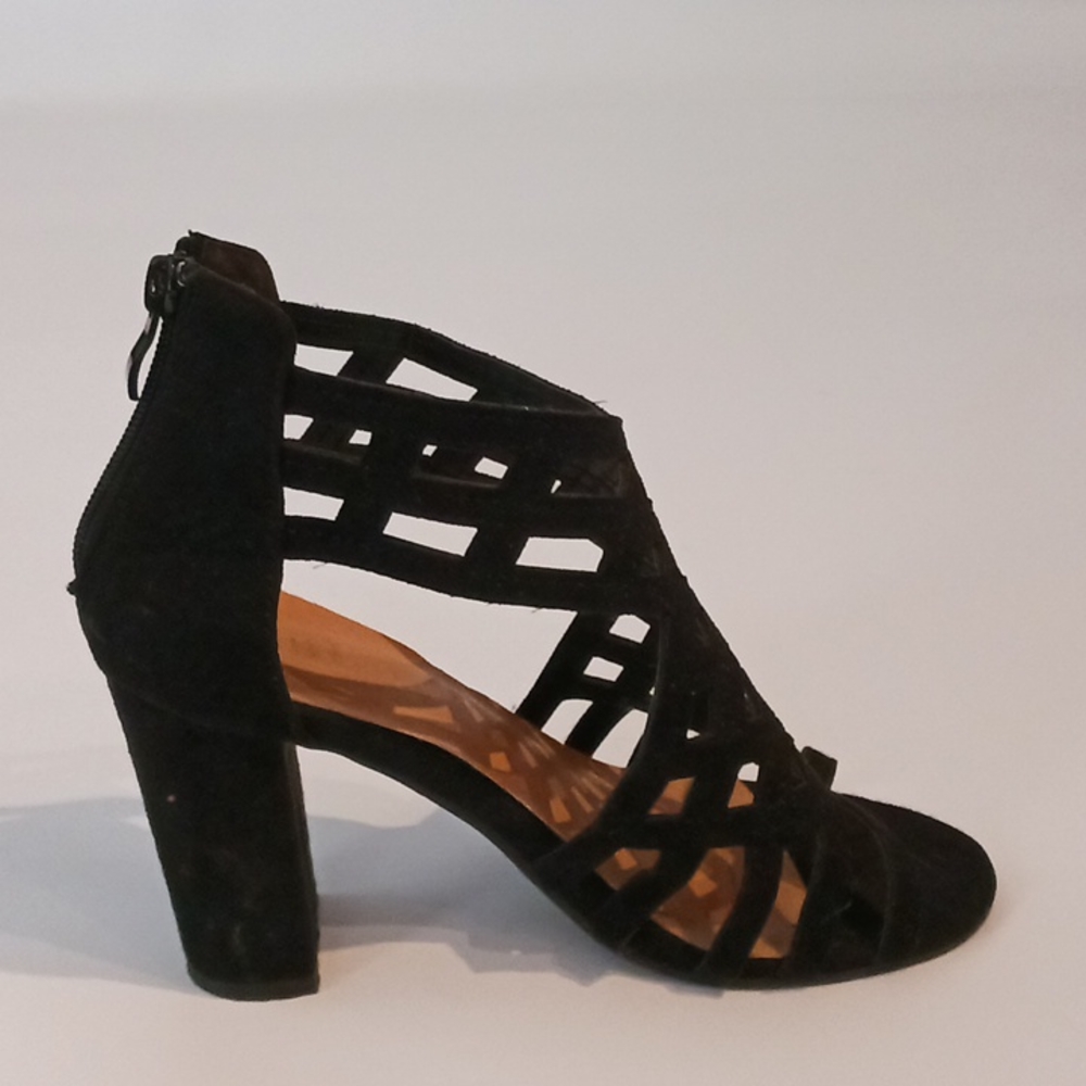 Bella Marie heels